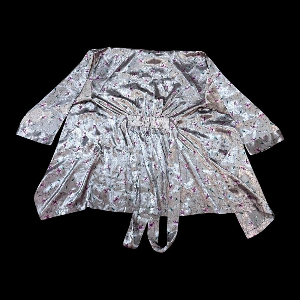 Victorias Secret Floral Satin Robe Waist Tie Flowers One Size Silver Purple - Picture 2 of 8
